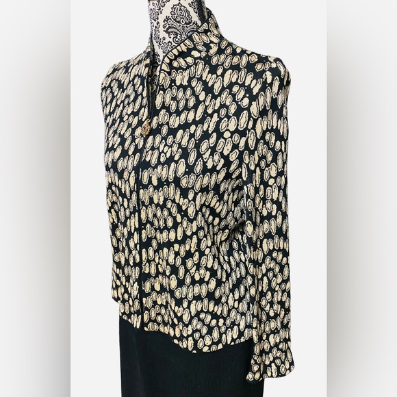 St. John Jacket Sz 8 - Picture 4 of 6